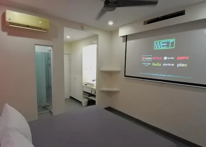 Hotel Wet - Adults Only 4*